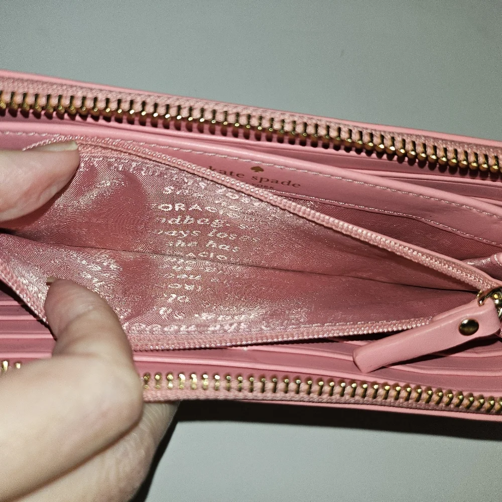 Kate Spade pink hedgehog zippy wallet EUC - Picture 11 of 15